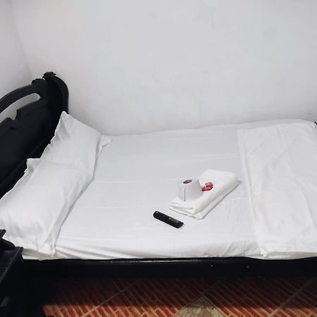Hostal #10-33 Cartagène Extérieur photo