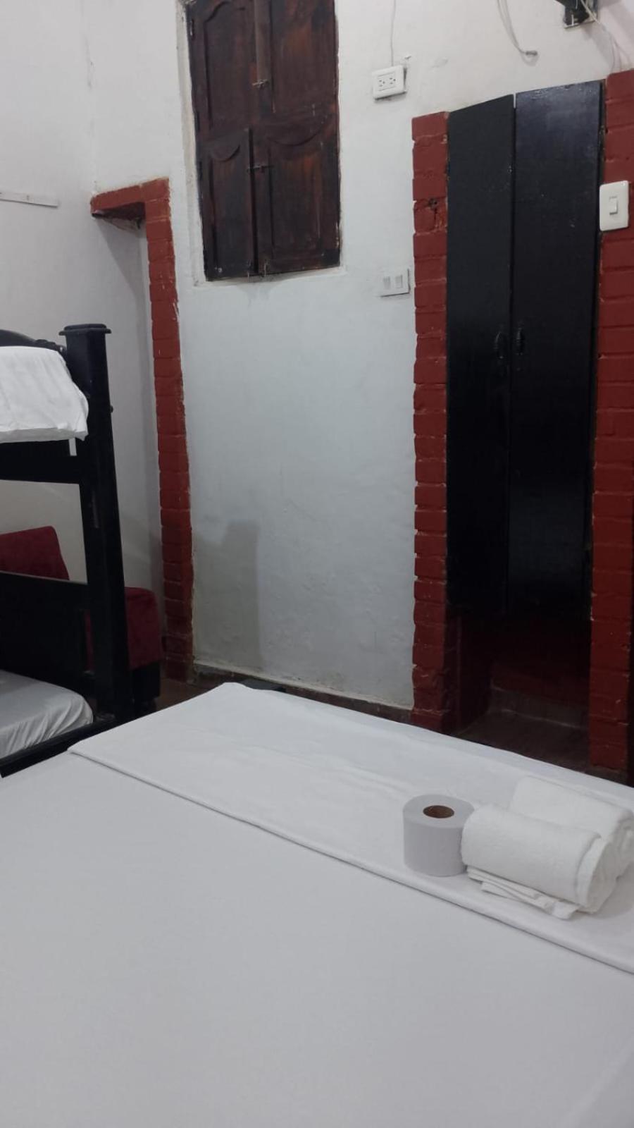 Hostal #10-33 Cartagène Extérieur photo